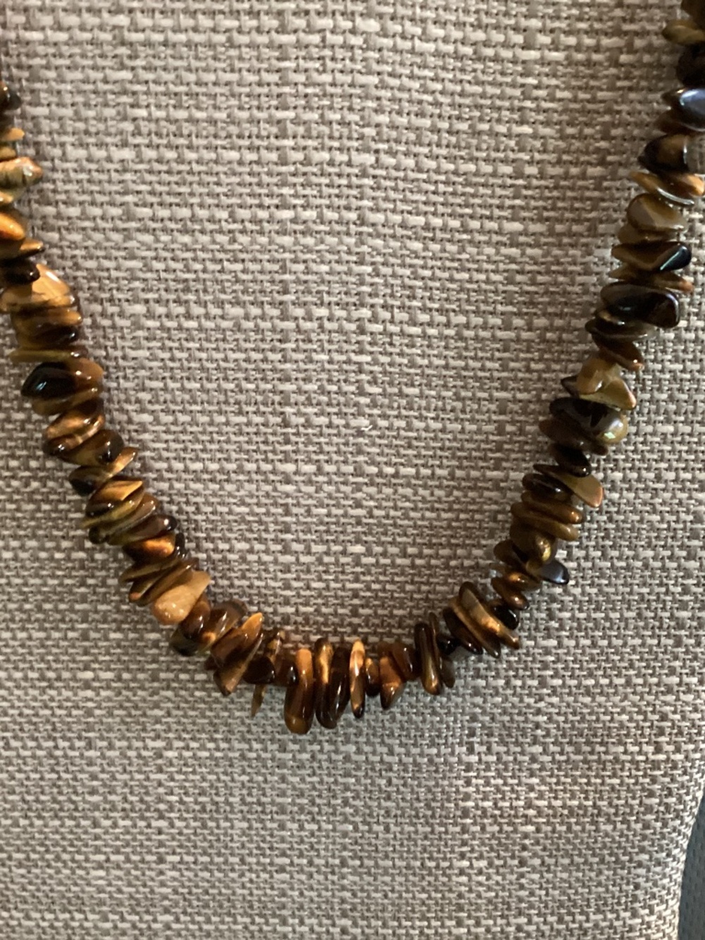 Tiger eye choker necklace barrel clasp